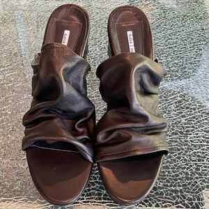 Dusica Saks open toe heel 40